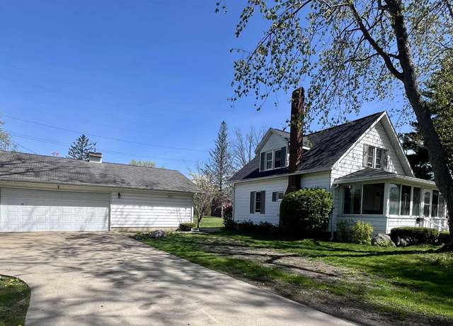 Property at 206 Fife St, Plymouth, IN 46563, 2 beds, 2 baths