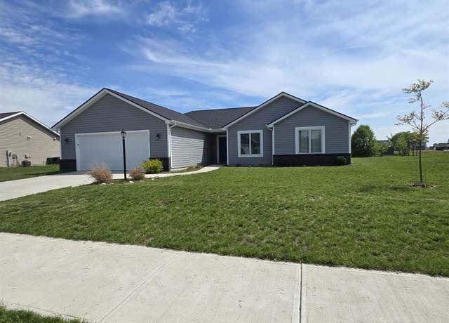 Property at 904 Jennifer Dr, Ligonier, IN 46767, 3 beds, 2 baths