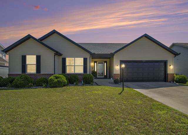 Property at 430 Eagle Pass Dr, Osceola, IN 46561, 3 beds, 2 baths