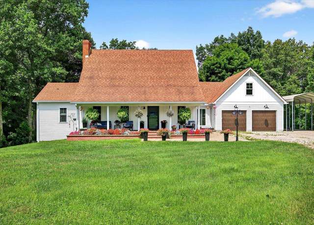 Property at 6250 W Tarkington Ln, Bloomington, IN 47403, 4 beds, 4 baths