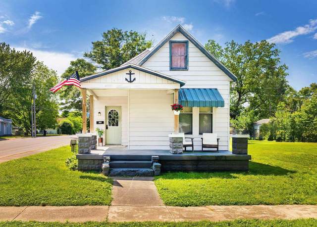 Property at 1100 W Third St, Mount Vernon, IN 47620, 3 beds, 2 baths