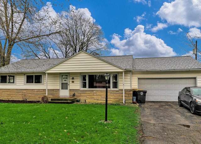 Property at 3115 Dellview Dr, Fort Wayne, IN 46816, 3 beds, 1.5 baths