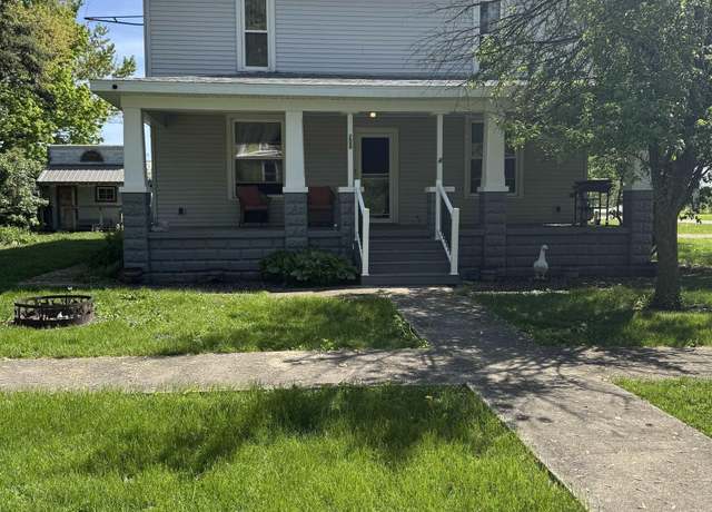 Property at 208 W 6th St, Earl Park, IN 47942, 4 beds, 1.5 baths