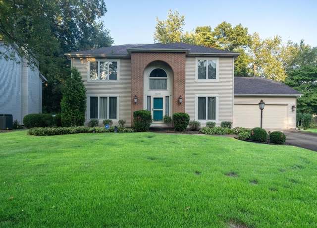 Property at 54654 Sagewood Dr, Mishawaka, IN 46545, 3 beds, 2.5 baths