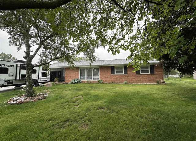Property at 4340 Midway Rd, Elkhart, IN 46517, 4 beds, 2 baths