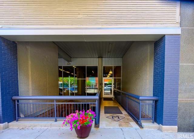 Property at 323 Main St Unit B, Evansville, IN 47708, 2 beds, 2 baths