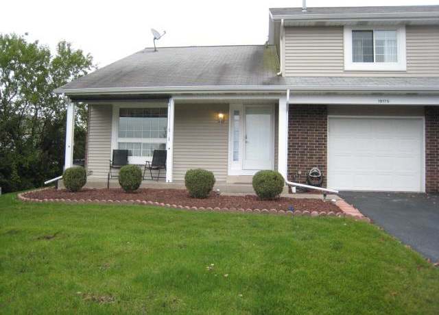 Photo of 18175 Windmill Ct, South Bend, IN 46637