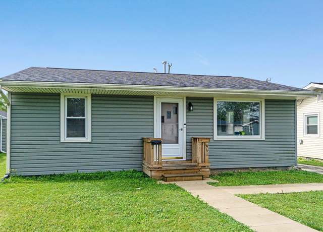 Property at 461 Himes St, Huntington, IN 46750, 2 beds, 1 bath