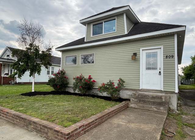 Property at 809 E Columbia St, Evansville, IN 47711, 3 beds, 2 baths