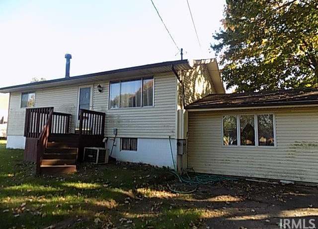 Property at 412 E High St, Warsaw, IN 46580, 3 beds, 1.5 baths