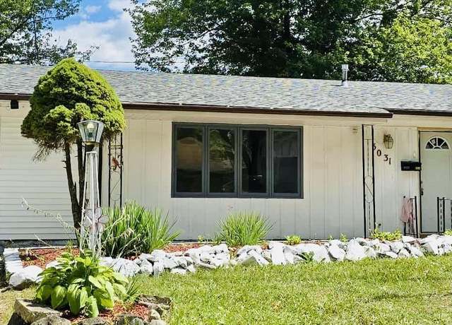 Property at 5031 Salem Ln, Fort Wayne, IN 46806, 5 beds, 2 baths