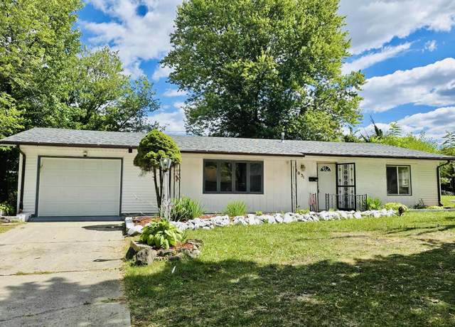 Property at 5031 Salem Ln, Fort Wayne, IN 46806, 5 beds, 2 baths