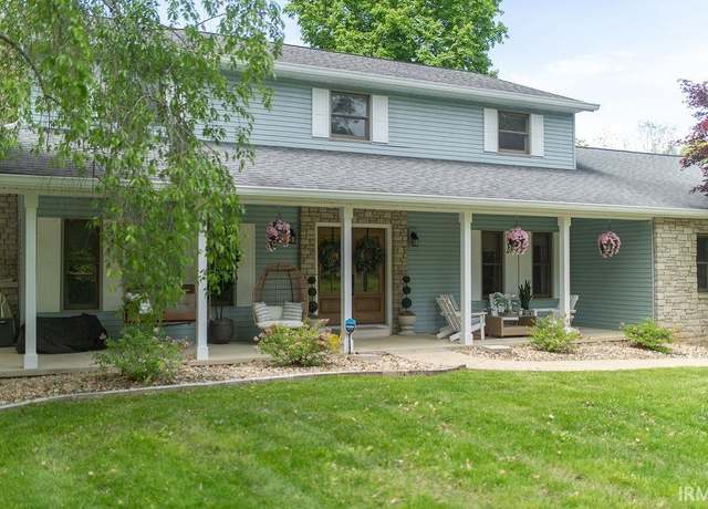 Property at 5020 W Autumn Cir, Bloomington, IN 47404, 5 beds, 3.5 baths