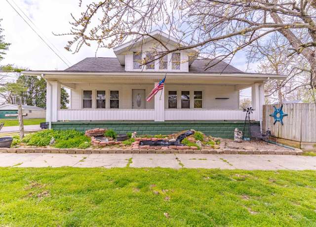 Property at 403 N Gibson St, Princeton, IN 47670, 4 beds, 2 baths