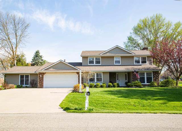 Property at 634 E Wildwood Dr, Warsaw, IN 46580, 4 beds, 3 baths