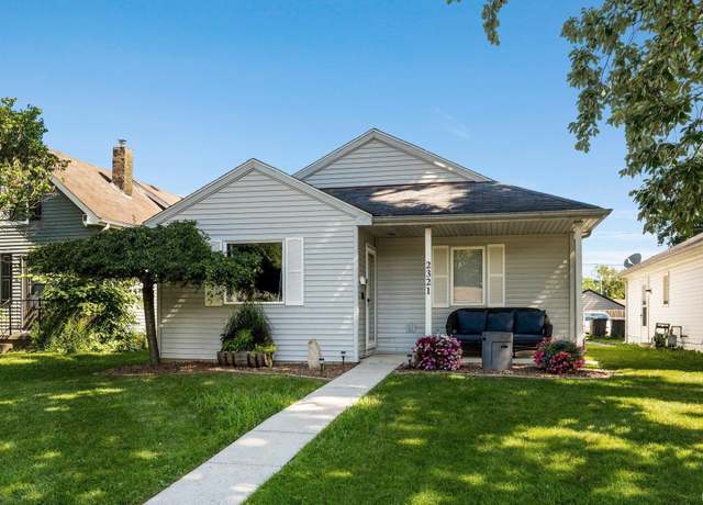 Property at 2321 Glenwood Ave, Fort Wayne, IN 46805, 2 beds, 1 bath
