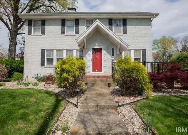 Property at 1612 Southeast Blvd, Evansville, IN 47714, 4 beds, 2.5 baths