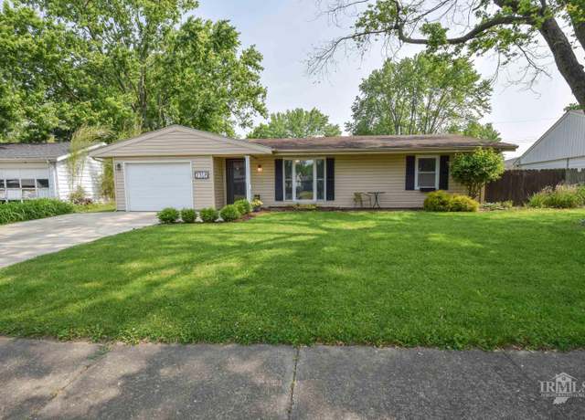Property at 2318 W Concord Rd, Muncie, IN 47304, 3 beds, 2 baths