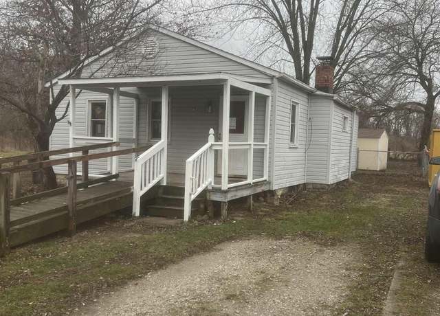 Property at 1711 Gruber Ave, Fort Wayne, IN 46809, 2 beds, 1 bath