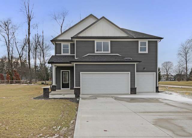 Property at 54495 Heron Cove Ln, Elkhart, IN 46516, 3 beds, 2.5 baths