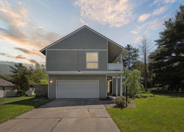 Property at 16828 Barryknoll Way, Granger, IN 46530, 4 beds, 2.5 baths