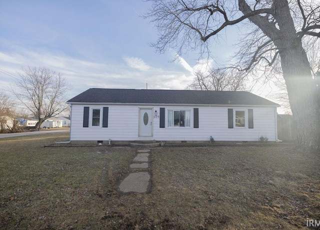 Property at 609 W Oak St, Parker City, IN 47368, 3 beds, 2 baths