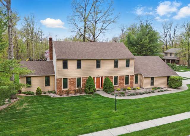 Property at 2008 Timberlake Trl, Fort Wayne, IN 46804, 4 beds, 3 baths