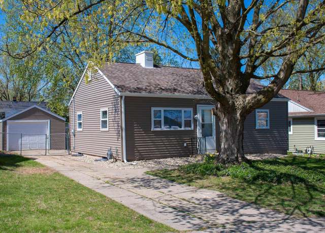 Property at 3123 S Saint Joseph St, South Bend, IN 46614, 2 beds, 1 bath