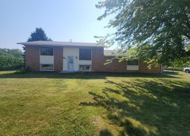Property at 4096 N 425 Rd E, Logansport, IN 46947, 3 beds, 2 baths