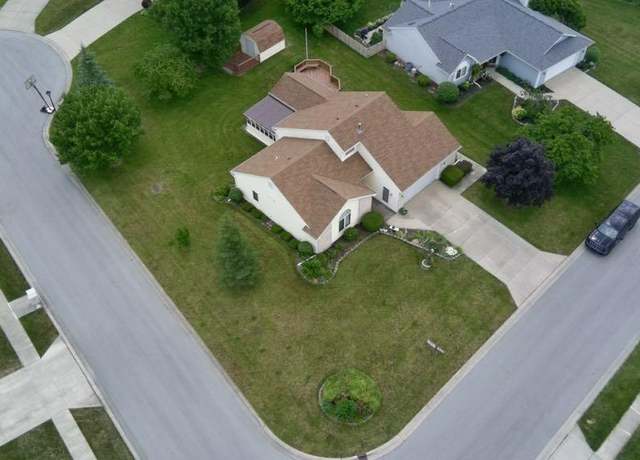 Property at 1330 Foxglove Ln, Fort Wayne, IN 46808, 3 beds, 2 baths