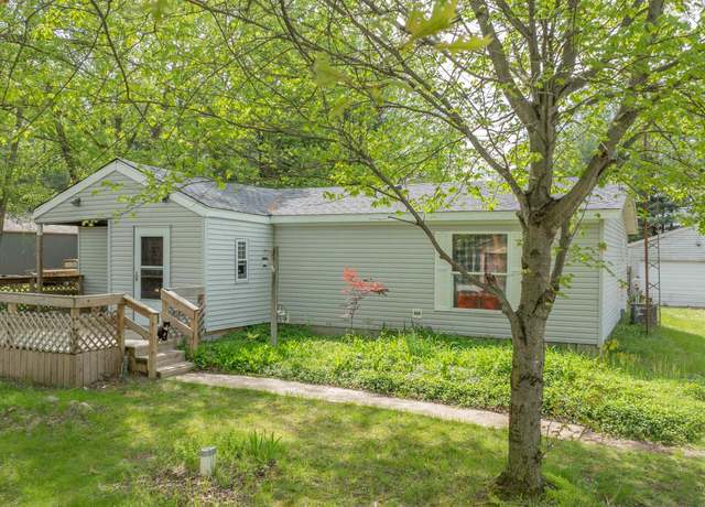 Property at 7162 E Washburn Dr, Monticello, IN 47960, 2 beds, 2 baths