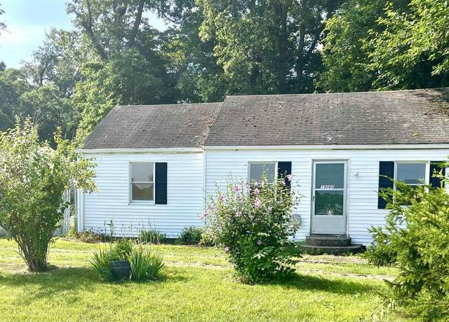 Property at 19060 Darden Rd, South Bend, IN 46637, 2 beds, 1 bath