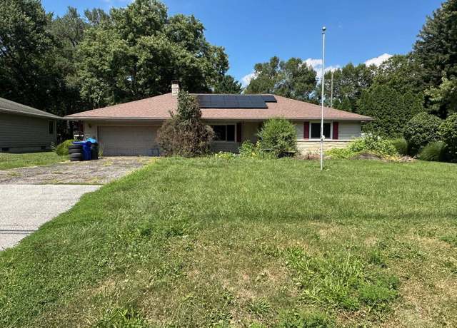 Property at 2626 W Sycamore Rd, Kokomo, IN 46902, 3 beds, 2 baths