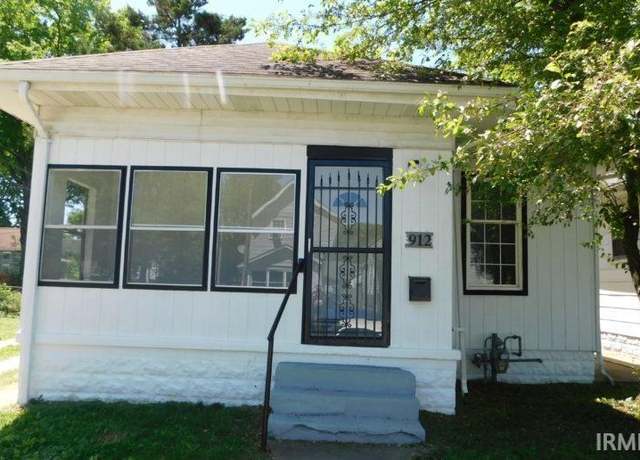 Property at 912 W Missouri St, Evansville, IN 47710, 2 beds, 1 bath