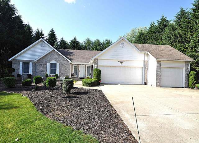 Property at 14689 Adams Rd, Granger, IN 46530, 3 beds, 3 baths