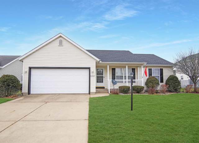 Property at 3333 Sand Wood Dr, South Bend, IN 46628, 3 beds, 2 baths