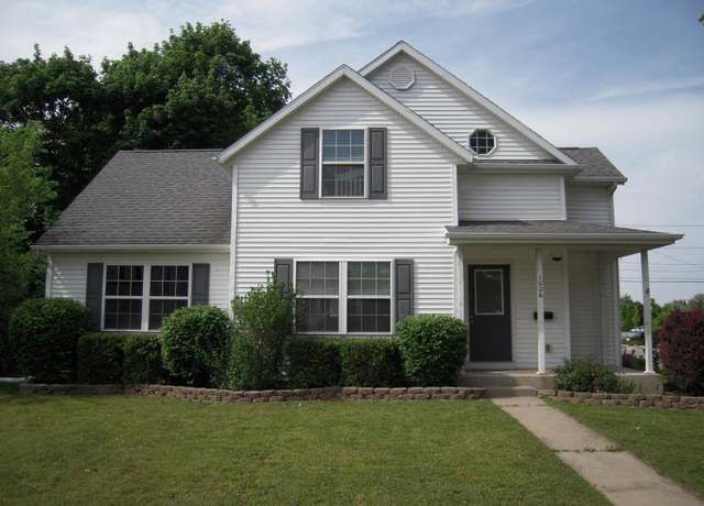 Property at 1026 E Lincolnway Way, Mishawaka, IN 46544, 3 beds, 2 baths