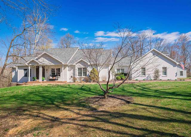Property at 1720 Woodland Hills Dr, Evansville, IN 47725, 4 beds, 2.5 baths