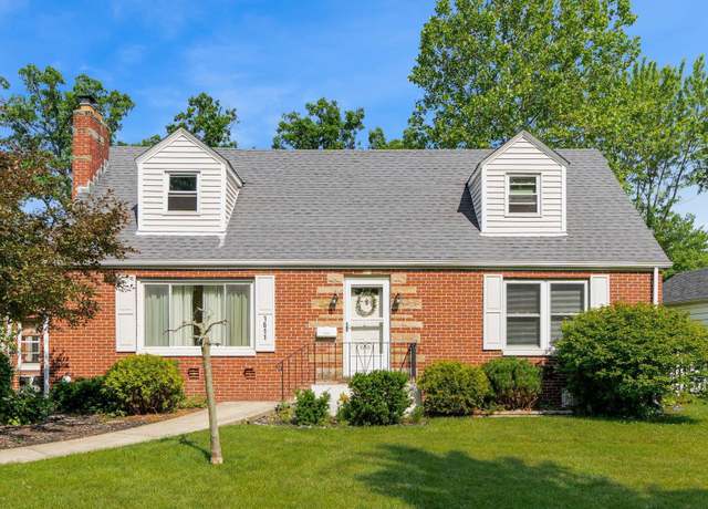 Property at 3611 Kirkwood Dr, Fort Wayne, IN 46805, 3 beds, 2 baths