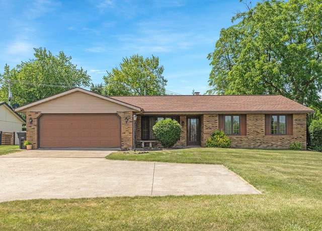 Property at 5610 E State Blvd, Fort Wayne, IN 46815, 3 beds, 2.5 baths