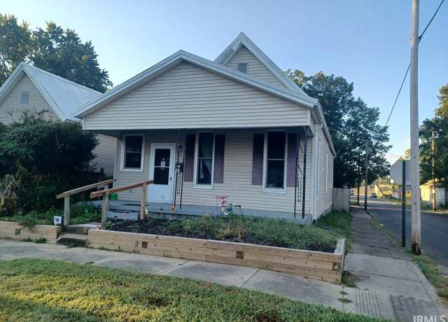 Property at 1301 E Illinois St, Evansville, IN 47711, 3 beds, 1 bath