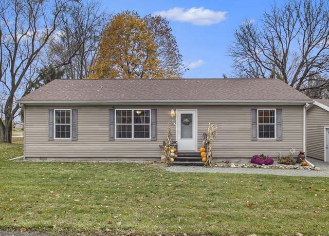 Property at 59224 Mayflower Rd, South Bend, IN 46619, 3 beds, 2 baths