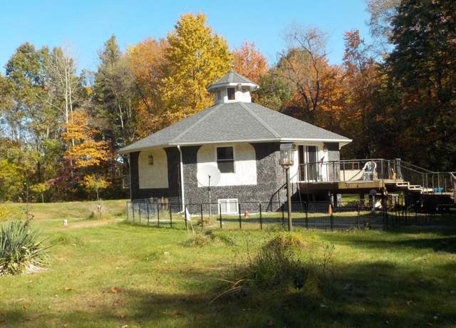 Property at 8492 N 1050 Rd E, Walkerton, IN 46574, 3 beds, 2 baths