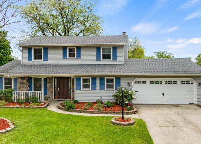 Property at 13733 Ridgeview Ct, Grabill, IN 46741, 4 beds, 2.5 baths