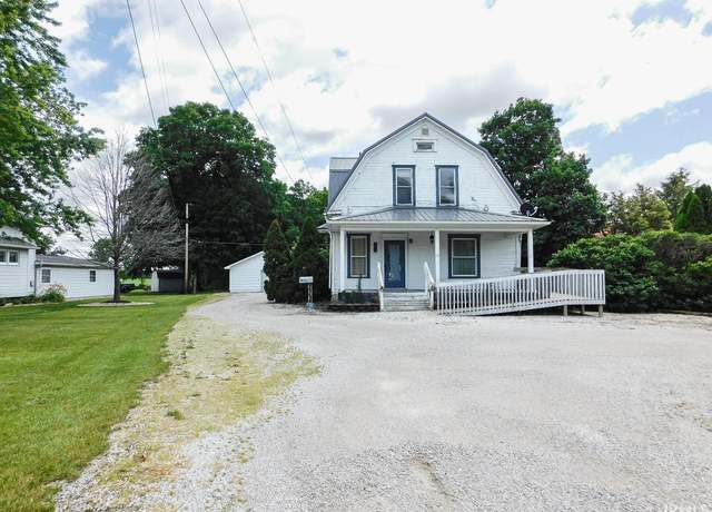 Property at 727 N Main St, Bluffton, IN 46714, 3 beds, 2 baths