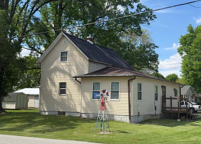 Property at 1124 S Hamilton St, Delphi, IN 46923, 3 beds, 1 bath