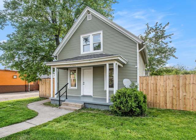 Property at 1614 Kendall St, South Bend, IN 46613, 3 beds, 1 bath