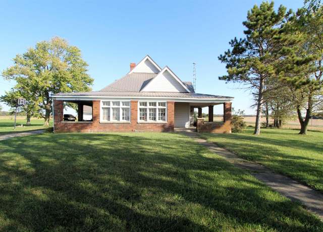 Property at 998 E 400 N, Crawfordsville, IN 47933, 3 beds, 1.5 baths