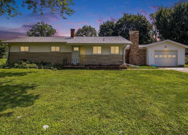 Property at 404 Kansas Dr, Goshen, IN 46526, 3 beds, 1 bath