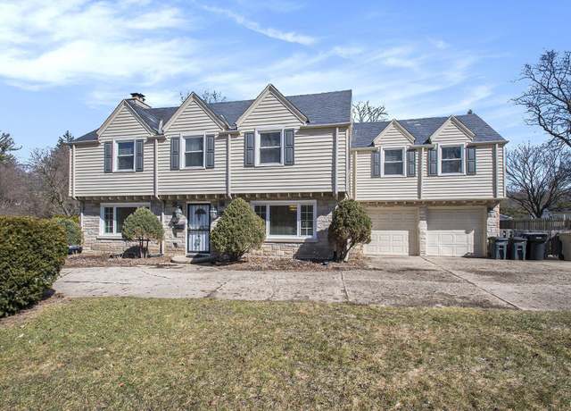 Property at 3208 S Twyckenham Dr, South Bend, IN 46614, 4 beds, 3.5 baths